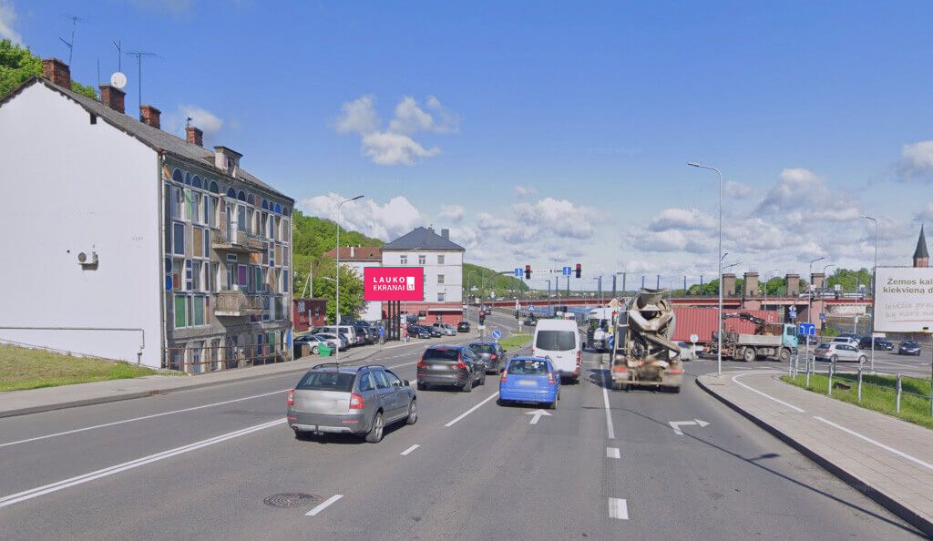 Lauko ekranas „CENTRAS / SENAMIESTIS“, Kaune